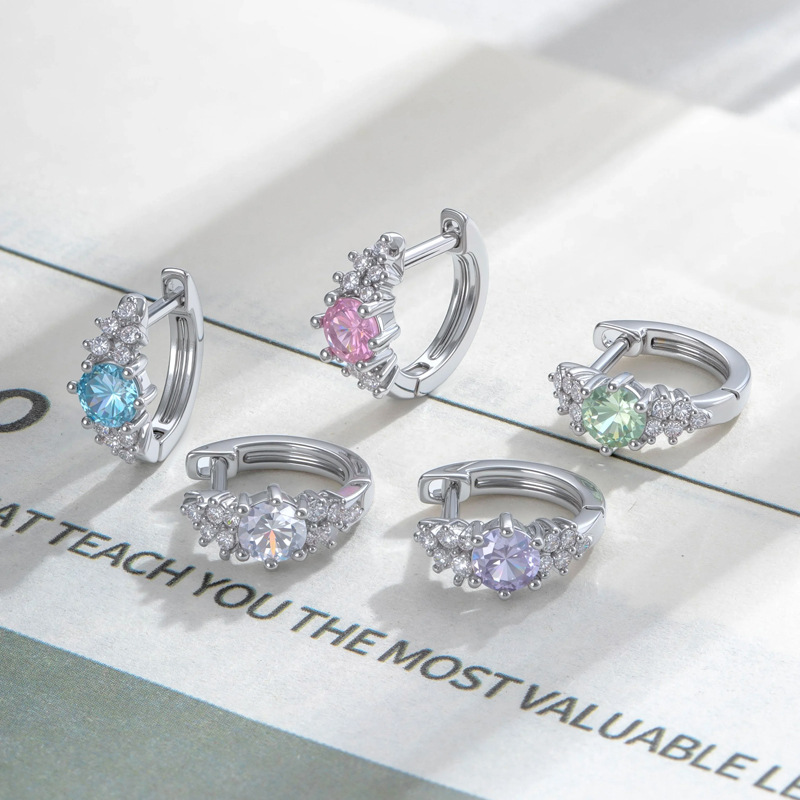 Orecchini a Cerchio in Zirconi - Conch Earring Hoop recensione e prezzo