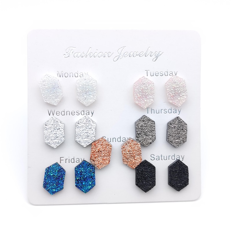 Orecchini a bottone in stile o - Body Jewelry Brands recensione e prezzo